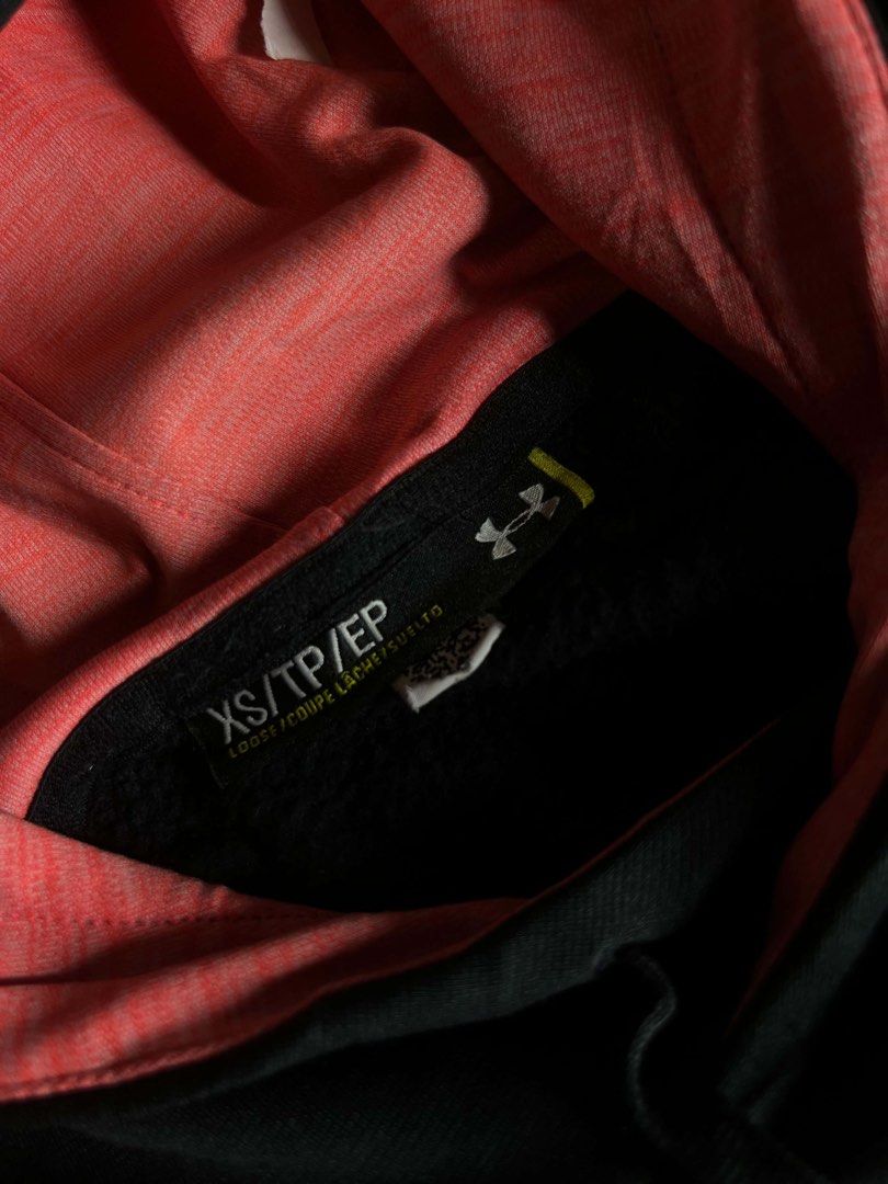 Under Armour Pink Black Hoodie (Category: Coats, Jackets and Outerwear) located in General Trias. Submitted by kevinthriftshop (Listing ID 1466689477, Image 2). Description: .
