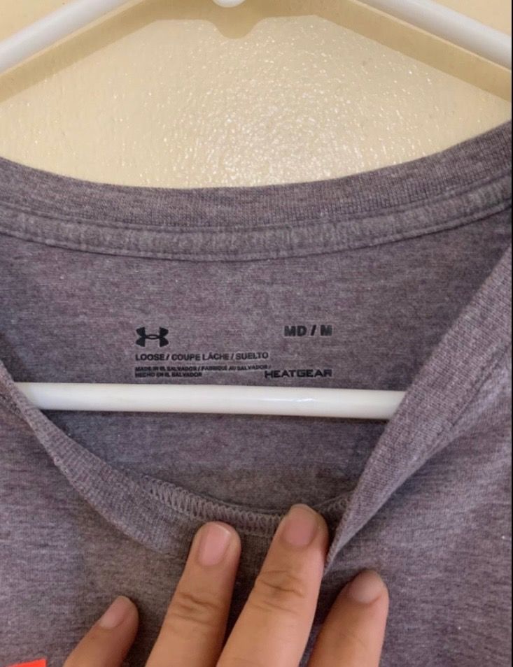 Under Armour Tshirt Womens (Category: Shirts) located in Valenzuela. Submitted by clickandshoppreloved (Listing ID 1466628319, Image 3). Description: Under Armour Shirt Womens Onhand, Original Medium Ontag, (27L x 20W) (Excellent Condition, Good As New).