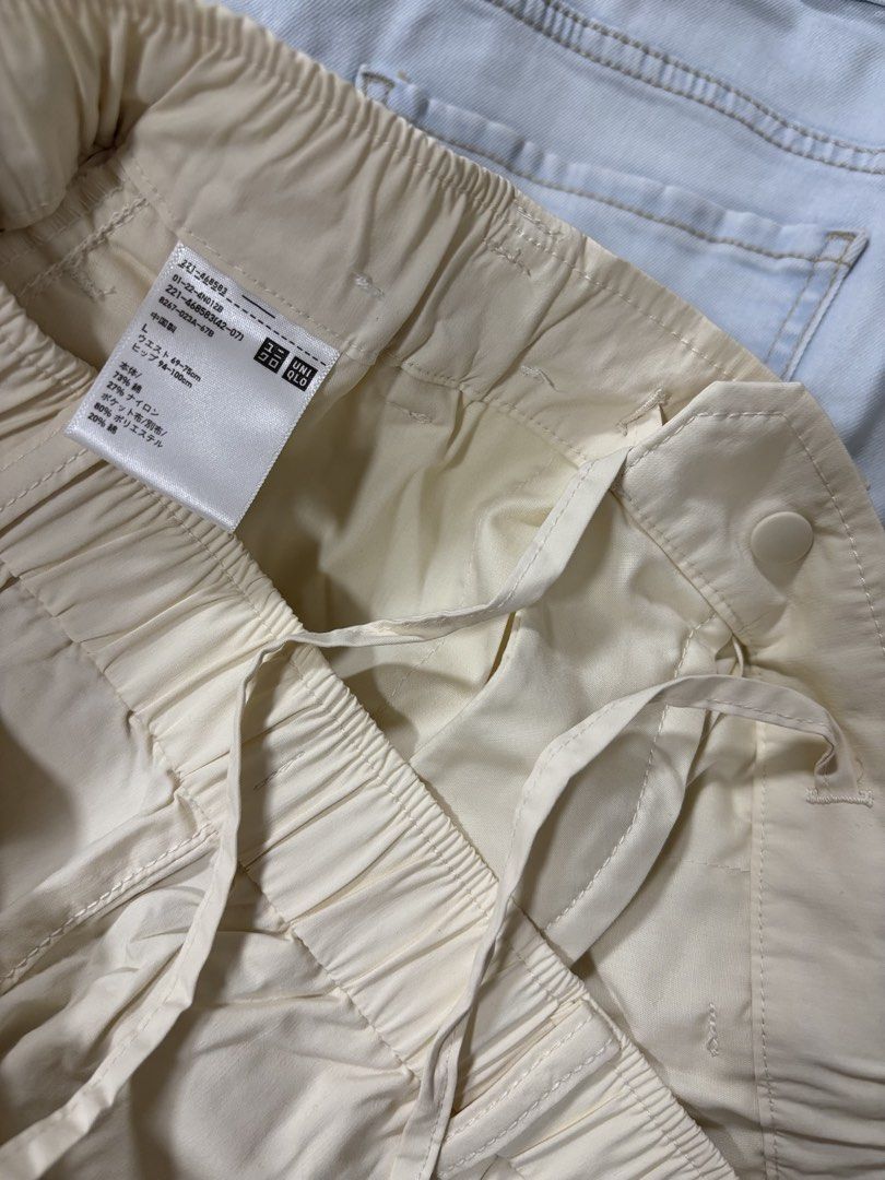 Uniqlo Cargo Pants Cream Size L (Category: Other Bottoms) located in Pasay City. Submitted by altheatheaaeia (Listing ID 1466682798, Image 2). Description: - Brand/Model: Uniqlo Utility Cargo Pants - Color: Light Cream - Size: L (Relaxed straight fit) - Waist: Elastic waistband with adjustable drawstring - Pockets: Functional side cargo pockets on both legs - Details: Cinched ankle cuffs - Material: Comfortable cotton blend fabric.