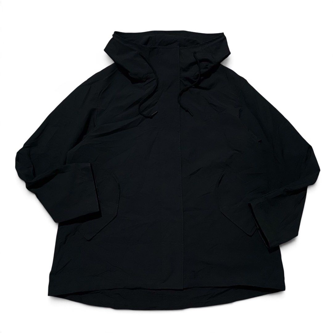 UNIQLO COTTON BLEND PARKA (Category: Coats, Jackets and Outerwear) located in Bacolod City. Submitted by thriftedfits. (Listing ID 1466743833, Image 1). Description: 𝗨𝗡𝗜𝗤𝗟𝗢 𝗪𝗢𝗠𝗘𝗡𝗦 𝗖𝗢𝗧𝗧𝗢𝗡 𝗕𝗟𝗘𝗡𝗗 𝗣𝗔𝗥𝗞𝗔 ♻️ Size: L on tag Measurements: 22” width / 27” length Condition: Excellent (10/10 Color rate) Flaw: None Price: ₱680 Free shipping 🏷️ Mode of Payment: GCash / Bank Courier: J&T Express (nationwide) 𝘕𝘰𝘵𝘦: 𝘉𝘢𝘤𝘬𝘨𝘳�