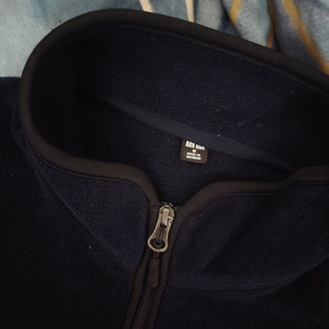 Uniqlo HalfZip Fleece (Category: Coats, Jackets and Outerwear) located in Quezon City. Submitted by nikzthrift2. (Listing ID 1466638686, Image 2). Description: Washable.