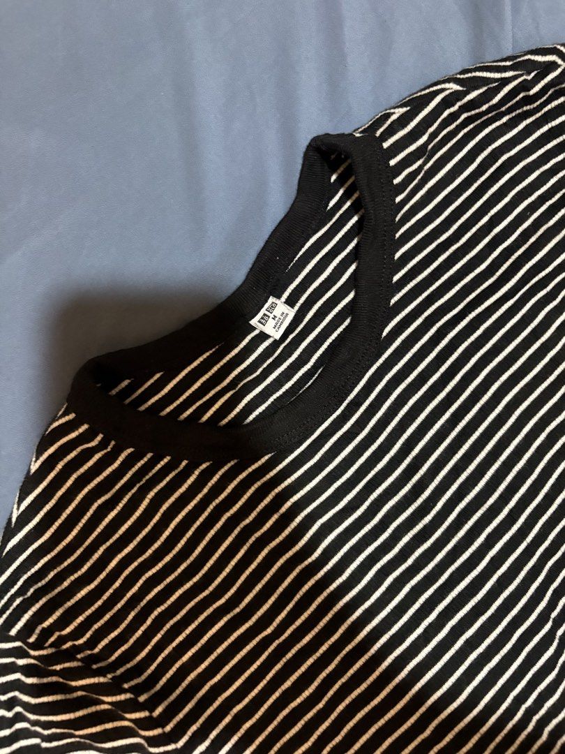 UNIQLO Longsleeves/Sweater (Category: Longsleeves) located in Cagayan de Oro. Submitted by suta.__.ph (Listing ID 1466765017, Image 2). Description: Very comfortable No issue at all Good as new M on tag.