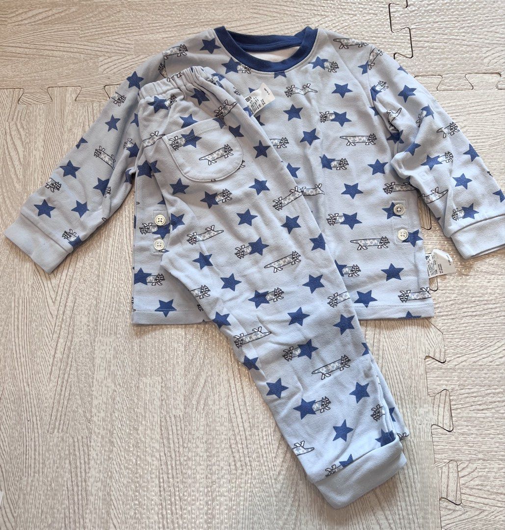 Uniqlo Pajama Set Size 100 (Category: Babies & Kids Fashion) located in Makati City. Submitted by nicole_7 (Listing ID 1466610939, Image 1). Description: .