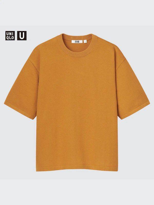 Uniqlo U (Category: Tshirts & Polo Shirts ) located in Manila. Submitted by guud_findsph (Listing ID 1466749161, Image 1). Description: Excellent to new condition Color rate 9.8/10 No issue Actual color in the first pic Size medium Dimes 21/27.