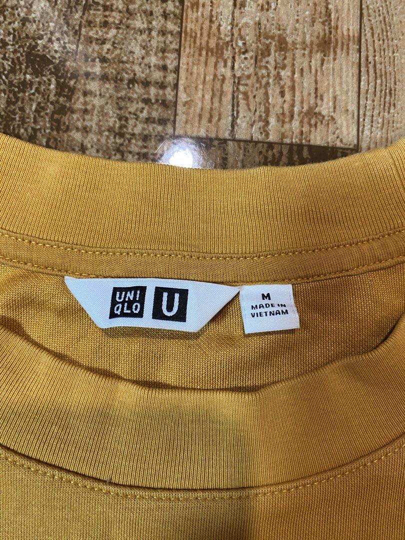 Uniqlo U (Category: Tshirts & Polo Shirts ) located in Manila. Submitted by guud_findsph (Listing ID 1466749161, Image 3). Description: Excellent to new condition Color rate 9.8/10 No issue Actual color in the first pic Size medium Dimes 21/27.