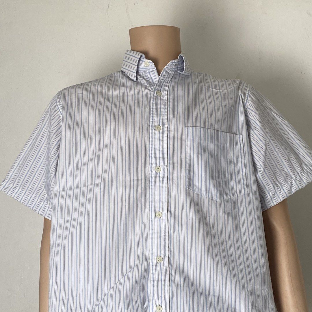 Untag 👕| White Semi Formal Crop Polo (Category: Tshirts & Polo Shirts ) located in Bulacan. Submitted by orc.ph (Listing ID 1466640232, Image 2). Description: Untag 👕| White Semi Formal Crop Polo Material Used: Cotton - White - Short Sleeve - Button up - Single Pocket - Button Closure - Horizontal Lines Pattern - Formal - Semi Formal - Crop polo Size: XL Width: 24 Length: 22 Pristined Condition. No Visible Flaws. No Issue At All ⚠️ Note: For In
