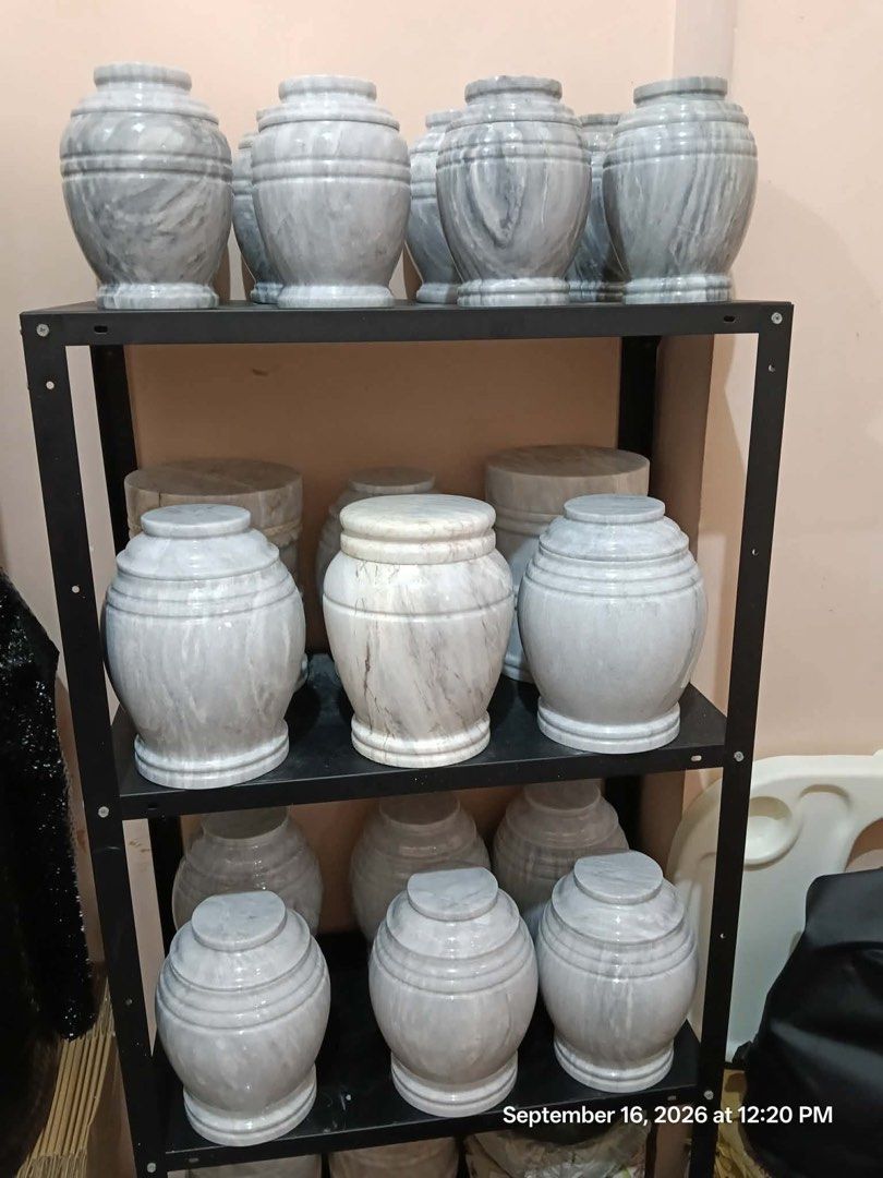 Urn for sale (Category: Other Home Furniture) located in Pasig City. Submitted by spaaaaankit (Listing ID 1466630478, Image 1). Description: URN FOR SALE PASIG LOCATION.