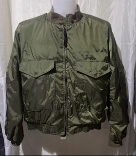 (Category: ) located in . Submitted by thriftrot (Listing ID 1466693904, Image 1). Description: .