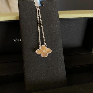 （分類：）位於 。 由 swiftfalcon_0ca28c 提交（商品編號 1466583054，圖片 1）。簡介： 。