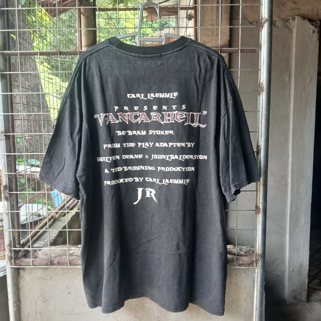 Vancarhell Tee for Men (Category: Activewear) located in Murcia. Submitted by rndom.stffs (Listing ID 1466600813, Image 3). Description: Size Medium on Tag (Best fit is Large) 30Length. 23Width Boxy Fit.