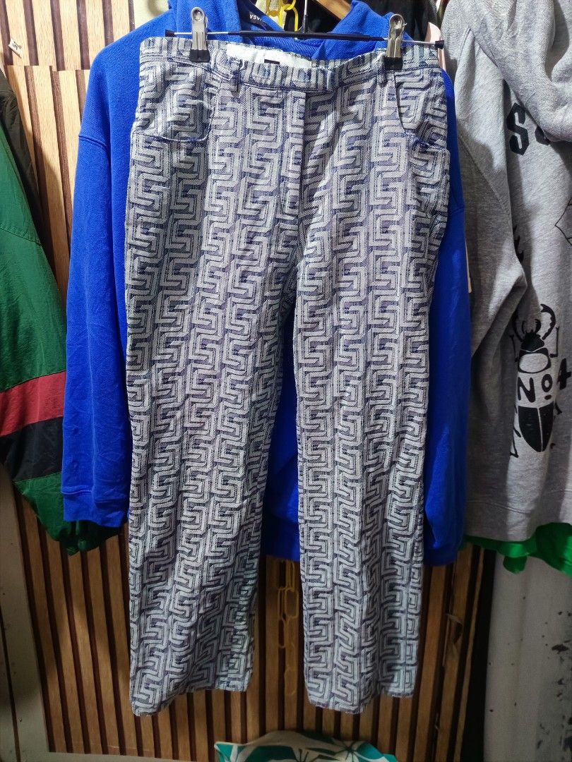 Versace Jeans (Category: Luxury Apparel) located in Cebu City. Submitted by negotiableprice22 (Listing ID 1466768267, Image 2). Description: Versace Jeans Pants Dimes Waistline 26-27 inch Length 35 inch Hem 7.5 inch still in good condition available pa.