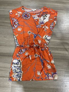 (Category: ) located in . Submitted by pawsome_closet (Listing ID 1466659806, Image 1). Description: .