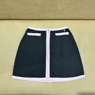 (Category: ) located in . Submitted by rndm.wears (Listing ID 1466752337, Image 1). Description: .