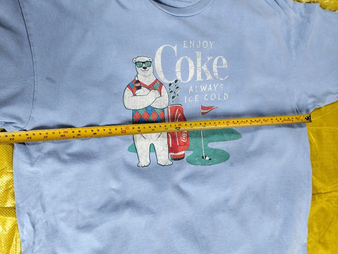 Vintage 90's coca cola polar bear tee (Category: Tshirts & Polo Shirts ) located in Malolos. Submitted by rthrift2026 (Listing ID 1466592247, Image 2). Description: issue crack print color may vary depend on lighting.