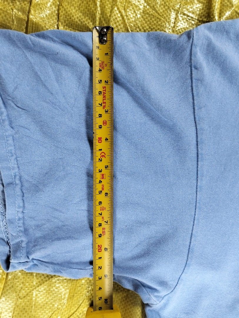 Vintage 90's coca cola polar bear tee (Category: Tshirts & Polo Shirts ) located in Malolos. Submitted by rthrift2026 (Listing ID 1466592247, Image 3). Description: issue crack print color may vary depend on lighting.