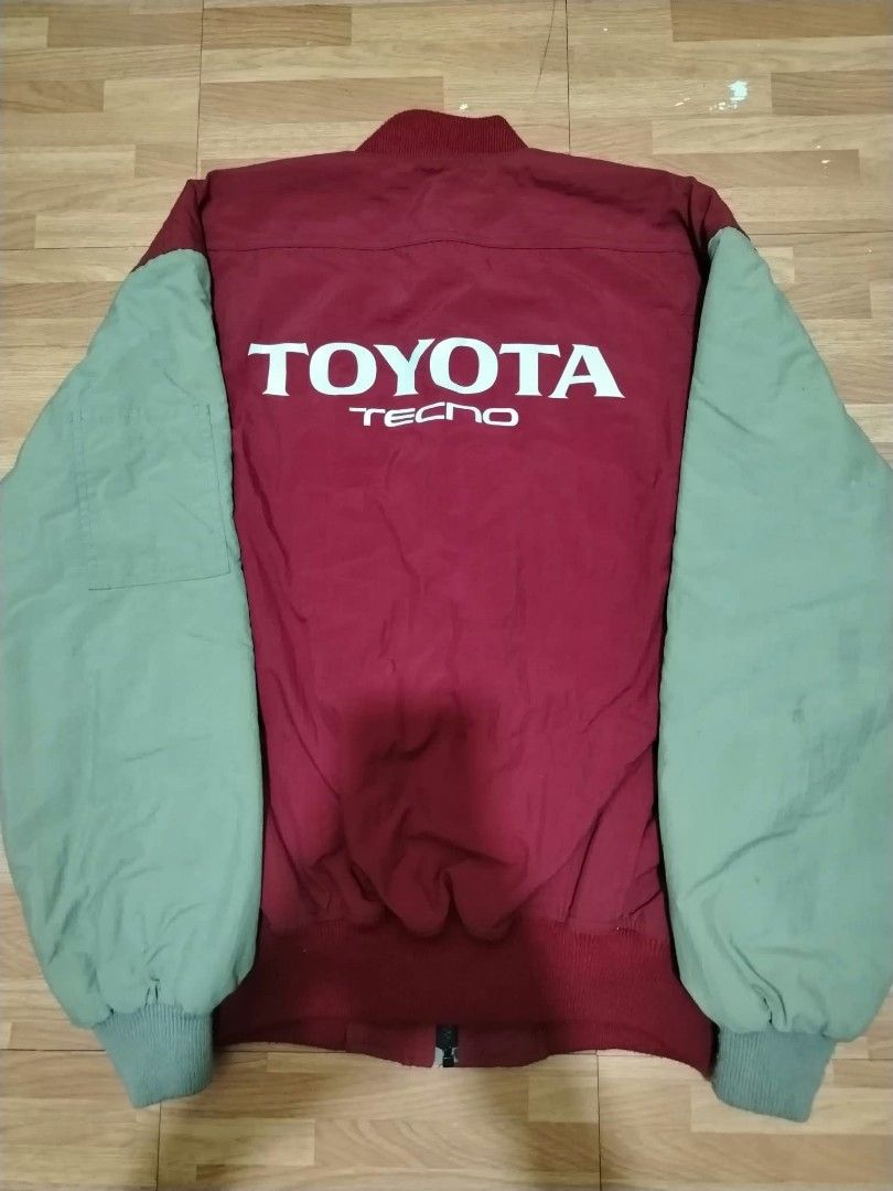 Vintage 90s Toyota techno bomber jacket (Category: Coats, Jackets and Outerwear) located in Lal-Lo. Submitted by keenlion_7de5f3 (Listing ID 1466752504, Image 2). Description: -Dimes:27W by 26.5L -Size:L on tag -Issue:none -good condition -negotiable -+sf -Payment first before ship -Mop:GCush -Ship by jnt.