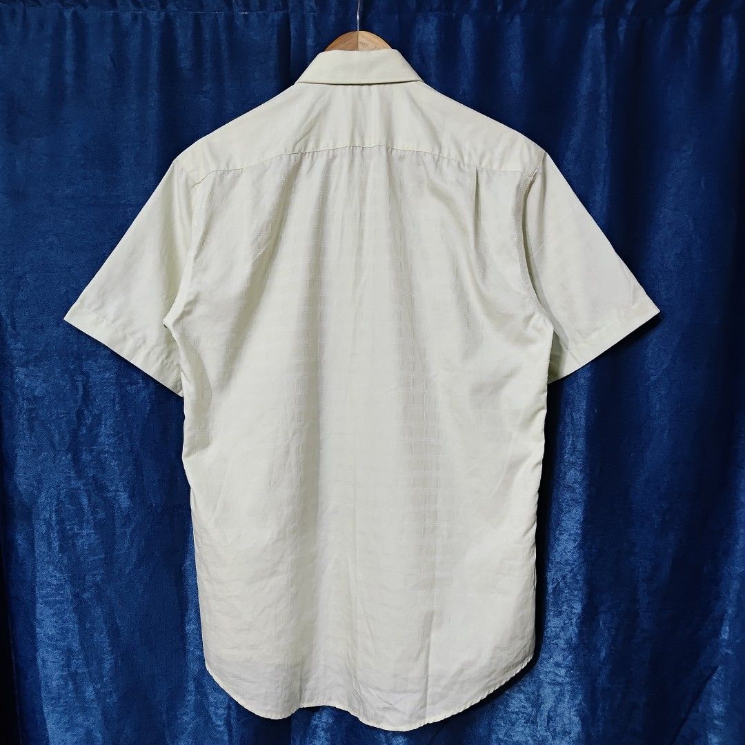 VINTAGE BALENCIAGA BUTTON DOWN POLO (Category: Tshirts & Polo Shirts ) located in Makati City. Submitted by upcycled.closeth (Listing ID 1466613952, Image 2). Description: - Authentic Balenciaga product - Apple Green/ short sleeve - Size: Large to xlarge (men's) - Like new - Authentic - flaws: no flaws - Excellent condition - Need wash, fresh from bale - Features design of Vintage Balenciaga with basic logo embroid on pocket - Material: 100% cott