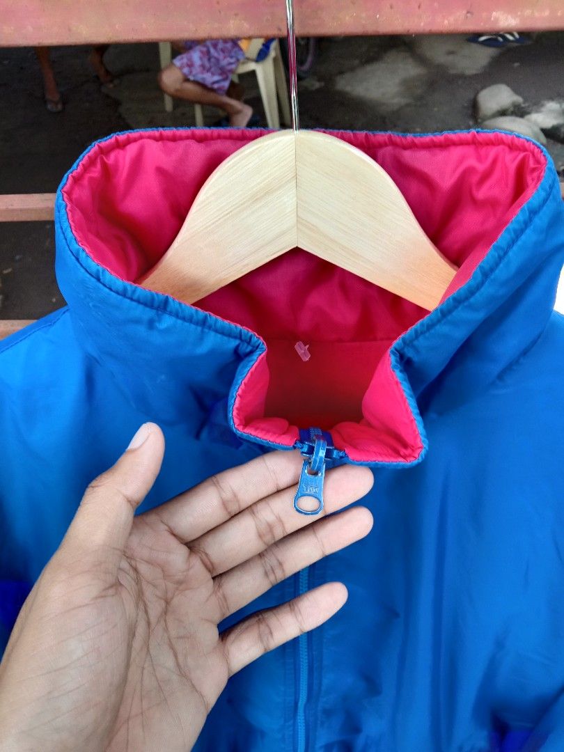 VINTAGE COLUMBIA reversible puffer/ ski jacket (Category: Coats, Jackets and Outerwear) located in Manila. Submitted by adinsthrift (Listing ID 1466623909, Image 3). Description: VINTAGE COLUMBIA reversible puffer/ ski jacket SIZE- XL L-26 W-33 9/10 CONDI 10/10 COLOR RATE ISSUE- may scratch sa sleeve ng red reversible ( included sa picture last part).