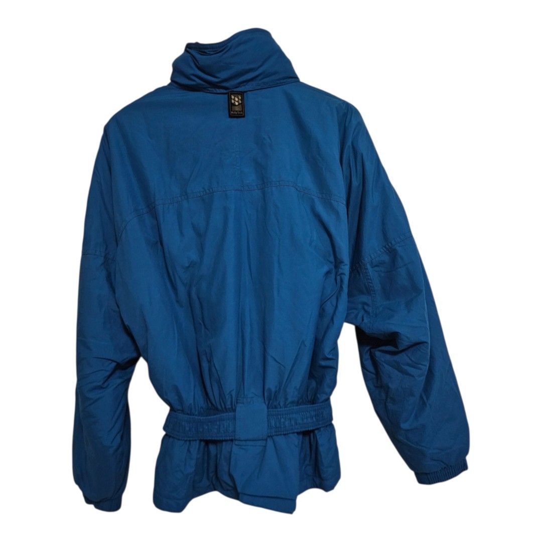Vintage Helly hansen hellytech windbreaker (Category: Coats, Jackets and Outerwear) located in Baguio. Submitted by fadexquisite (Listing ID 1466681705, Image 2). Description: Vintage Helly hansen hellytech windbreaker Large wmns 26x23 Excellent condition 500 plus ship fee.