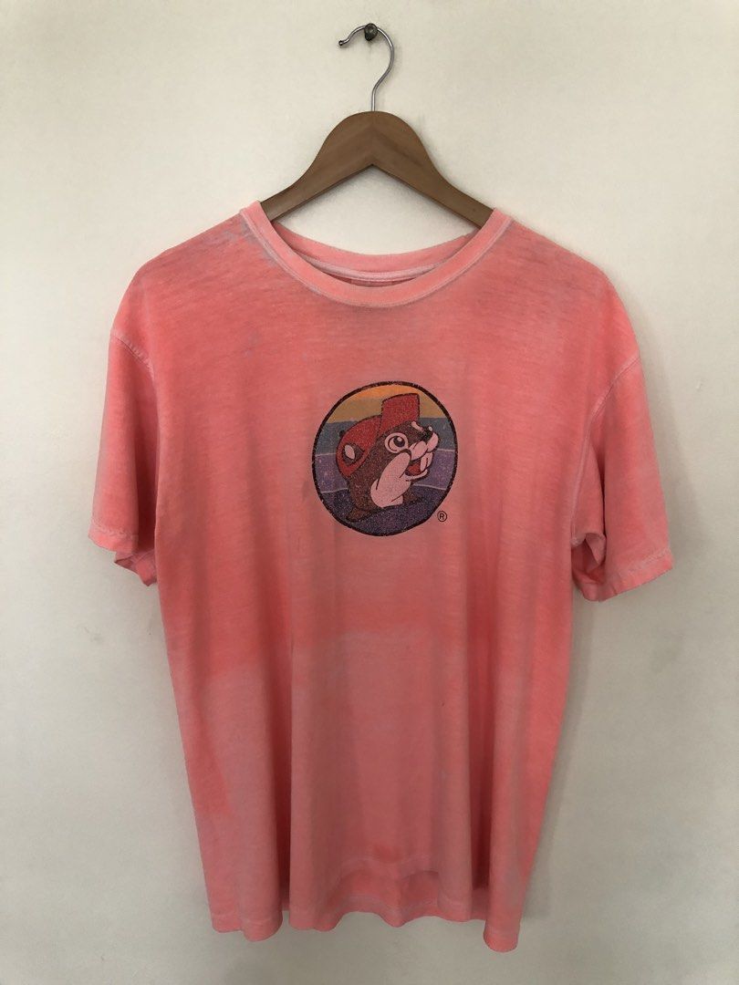 Vintage Y2K Beaver Tee (Category: Tshirts & Polo Shirts ) located in Manila. Submitted by picklerick_collects (Listing ID 1466643778, Image 1). Description: .