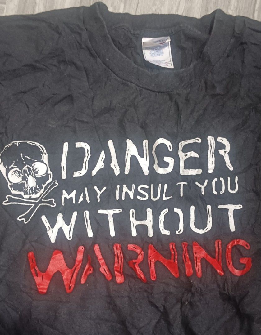 Vintage/Band shirt (Category: Tshirts & Polo Shirts ) located in Tarlac. Submitted by ukaybyagp (Listing ID 1466569818, Image 2). Description: details nsa picture po JRS CARRIER po ntin +ship payment 1st po tau.