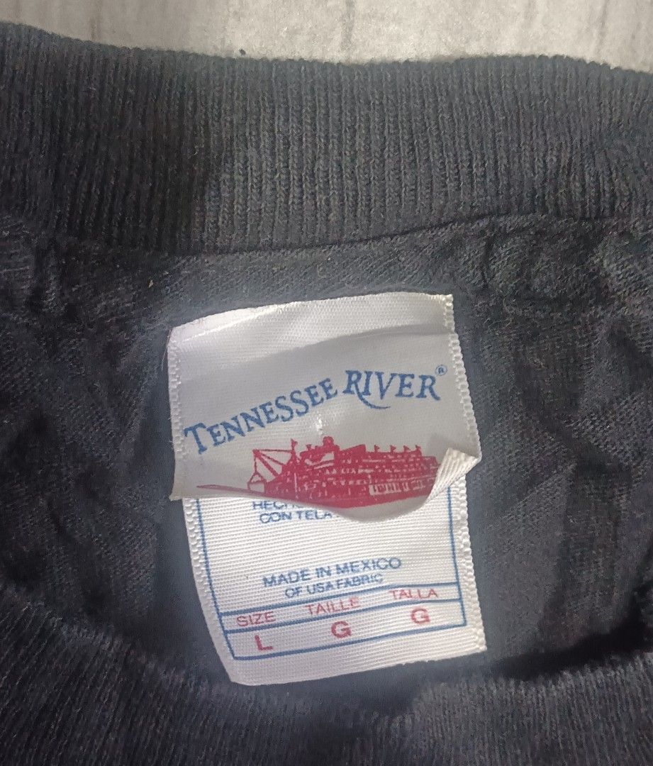 Vintage/Band shirt (Category: Tshirts & Polo Shirts ) located in Tarlac. Submitted by ukaybyagp (Listing ID 1466569818, Image 3). Description: details nsa picture po JRS CARRIER po ntin +ship payment 1st po tau.