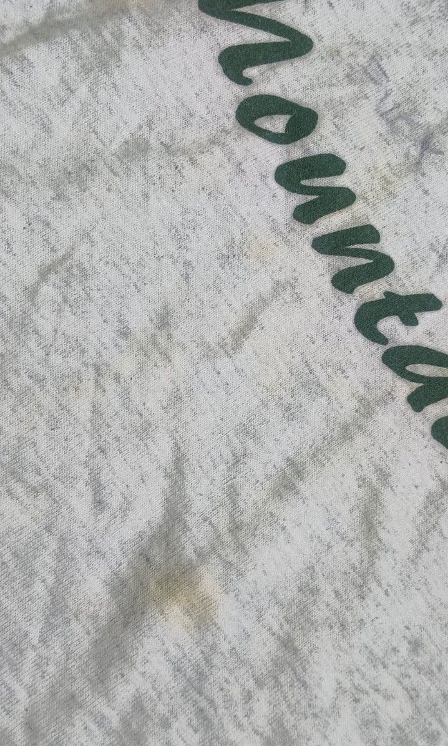 Vintage/band shirt (Category: Tshirts & Polo Shirts ) located in Tarlac. Submitted by ukaybyagp (Listing ID 1466570427, Image 2). Description: details nsa picture po JRS CARRIER po ntin +ship payment 1st po tau.