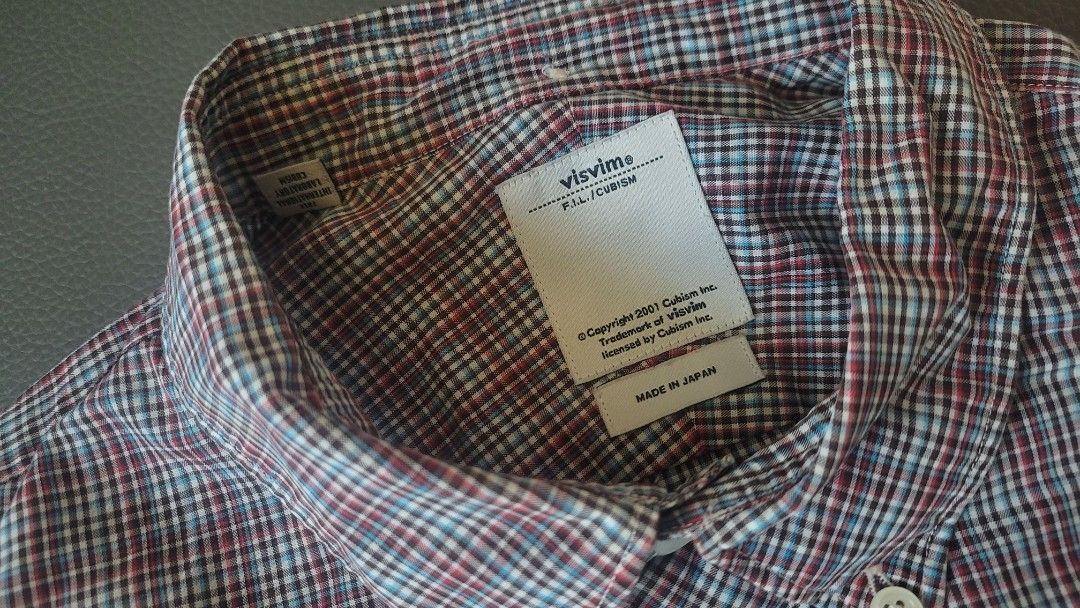 Visvim 裇衫 made in Japan （分類：T-shirt、恤衫、有領衫）位於 Hong Kong。 由 bmuch 提交（商品編號 1466591229，圖片 4）。簡介： 冇損毀，冇退色，狀態良好，乾淨，購自日本。