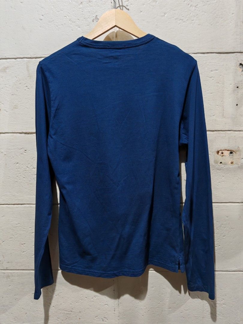 VIVIENNE WESTWOOD MAN (Category: Formal Shirts) located in Pasay City. Submitted by kuya_uwi_kana (Listing ID 1466678978, Image 2). Description: VIVIENNE WESTWOOD MAN PIT TO PIT - 19 LENGTH 26.5 SHOULDER - 16.5 SLEEVES - 26.5.