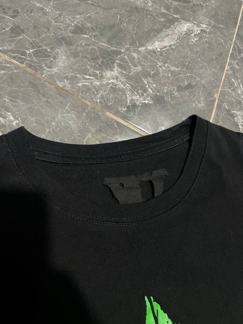 Vlone weed leaf (Category: Tshirts & Polo Shirts ) located in Cabagan. Submitted by ronesmabe (Listing ID 1466723236, Image 3). Description: xl on tag 24*28 fit to xl no issue heavy cotton off/legit.