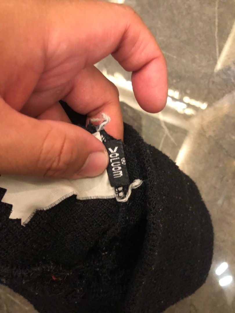 Volcom Black Beanie (Category: Caps & Hats) located in Santa Cruz. Submitted by remsonnnc (Listing ID 1466624440, Image 2). Description: - Brand: Volcom - Color: Black with white embroidered stone logo - Material: Warm, cozy knit fabric - Features: Genuine interior tags included - Style: Versatile, minimalist design that pairs well with any winter or cold-weather outfit - Condition: Brand new / Well-maintained Width: 9 Length: 7 Issue: minor lint