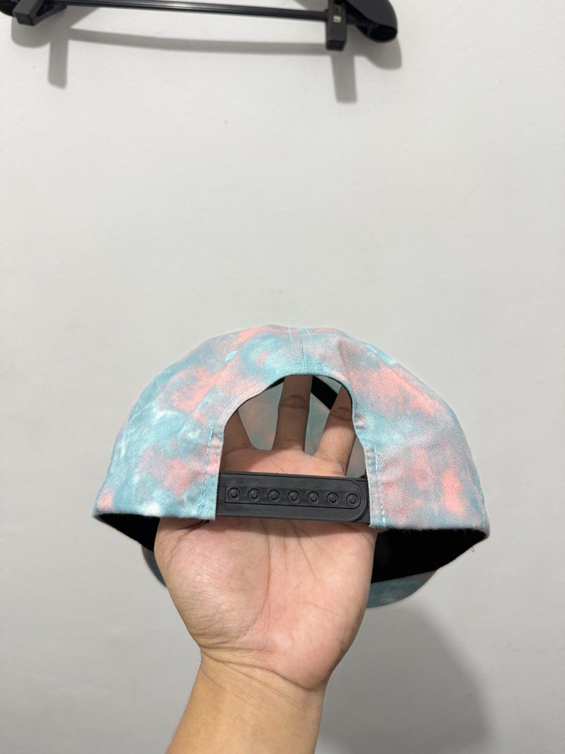 Volcom cap (Category: Caps & Hats) located in Sorsogon. Submitted by jovert_23alviz (Listing ID 1466714373, Image 2). Description: As new condition No issue.