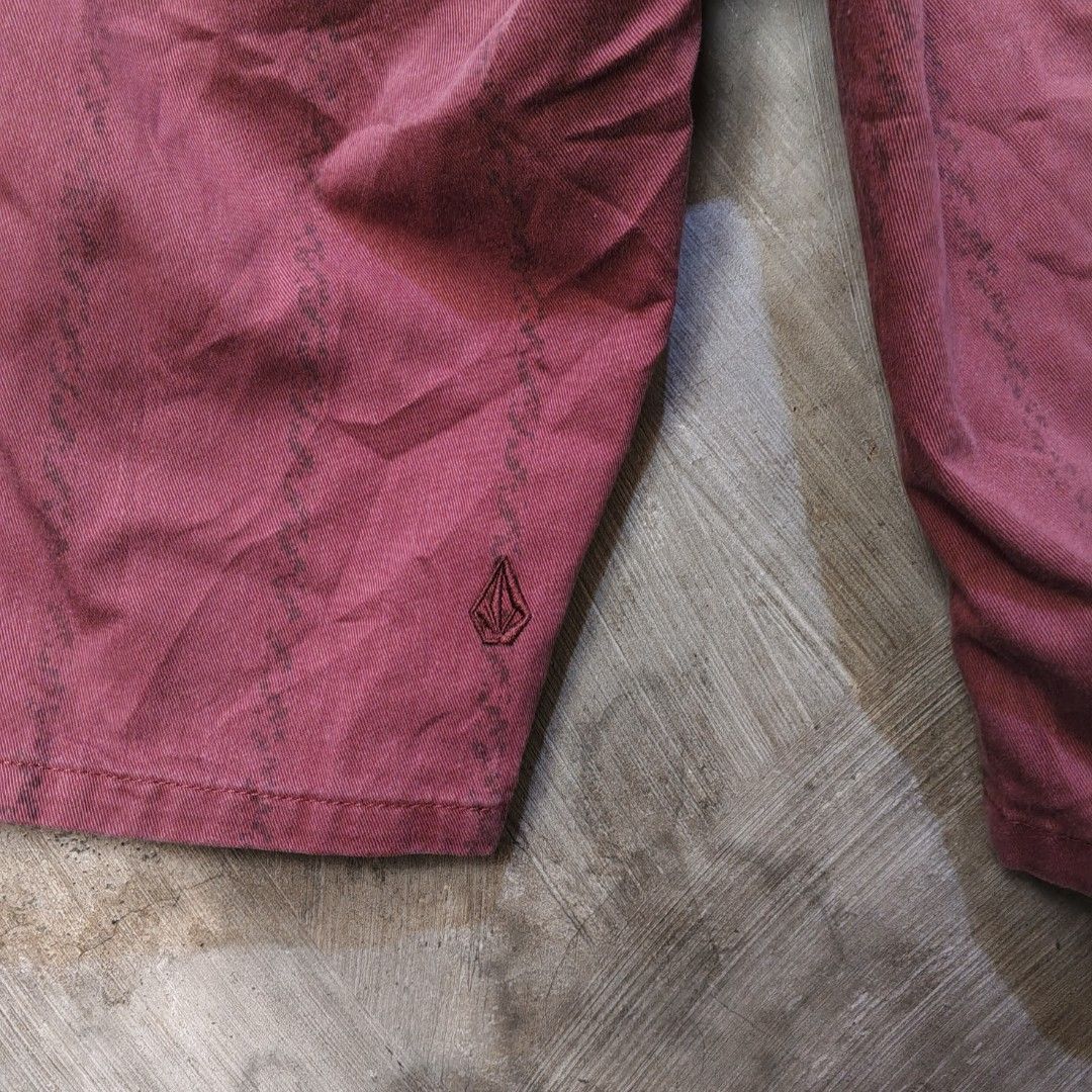 VOLCOM STONE (Category: Chinos) located in Polomolok. Submitted by cjramada (Listing ID 1466584739, Image 3). Description: VOLCOM STONE ‎ ‎Excellent Condition ‎Size - 33 ‎Waistline - 33-34 Length 21 ‎Color Rate - 9.5/10 ‎No Issue💯 ‎ ‎₱399+Sf.