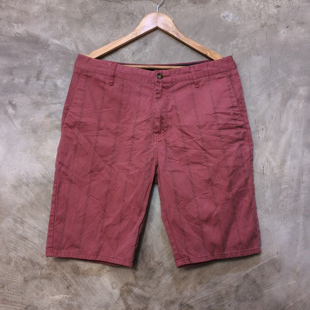 VOLCOM STONE (Category: Chinos) located in Polomolok. Submitted by cjramada (Listing ID 1466584739, Image 1). Description: VOLCOM STONE ‎ ‎Excellent Condition ‎Size - 33 ‎Waistline - 33-34 Length 21 ‎Color Rate - 9.5/10 ‎No Issue💯 ‎ ‎₱399+Sf.
