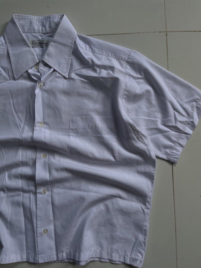 White Polo (Category: Tshirts & Polo Shirts ) located in Bacolod City. Submitted by danielle5_ (Listing ID 1466580486, Image 3). Description: Small-Medium, 20x23 Flaws: minimal dirt stain at back Mine: 150.