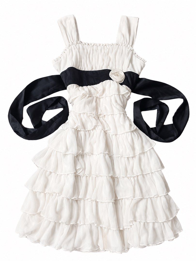 White Ruffled Dress Self Tie (Category: Dresses) located in Manila. Submitted by amethystthrifts (Listing ID 1466656526, Image 1). Description: xxs-xs has minor issue not noticeable few little scratch of cat Tondo Manila Loc Gcash MOP Lalamove or Jnt.