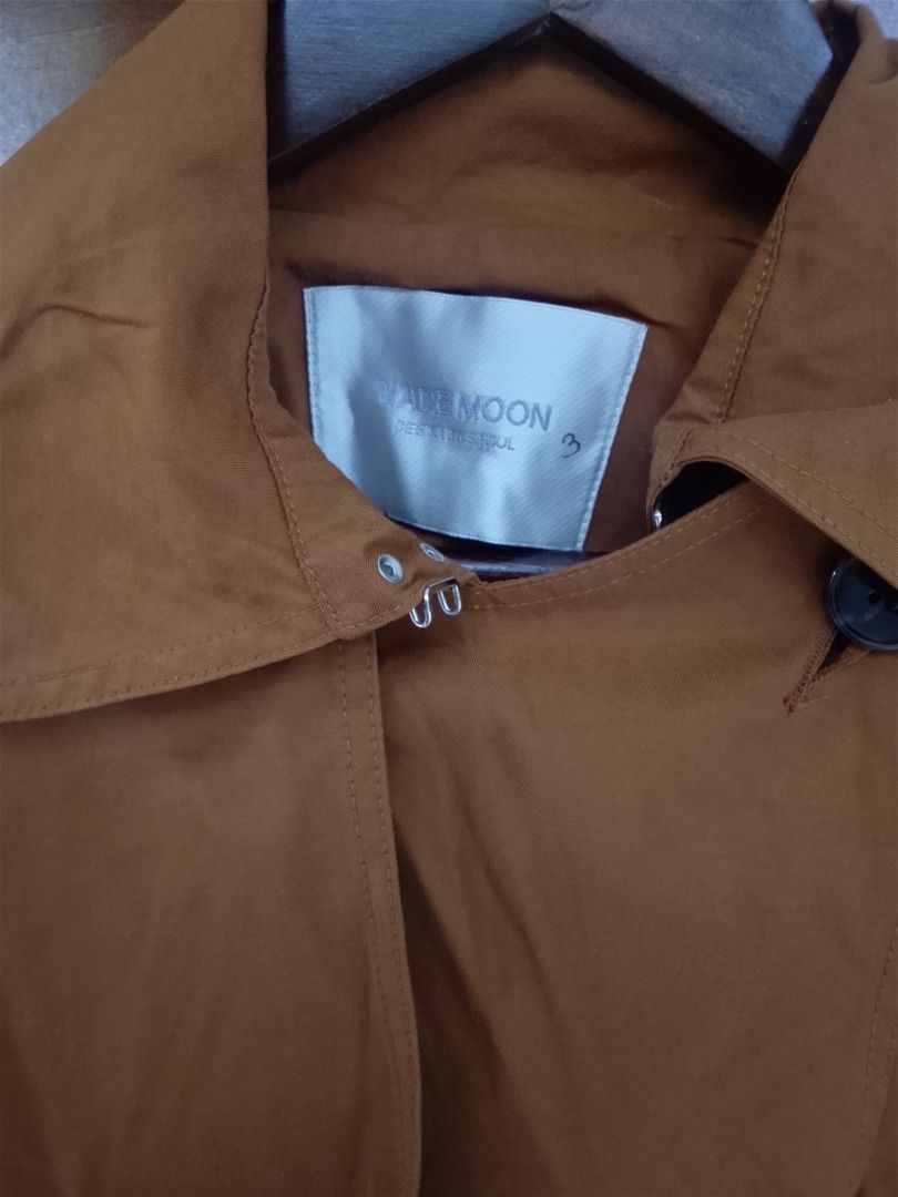 Women's jacket (Category: Coats, Jackets and Outerwear) located in Quezon City. Submitted by kema2191 (Listing ID 1466596066, Image 3). Description: .