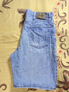 (Category: ) located in . Submitted by paw_thrift (Listing ID 1466690281, Image 1). Description: .