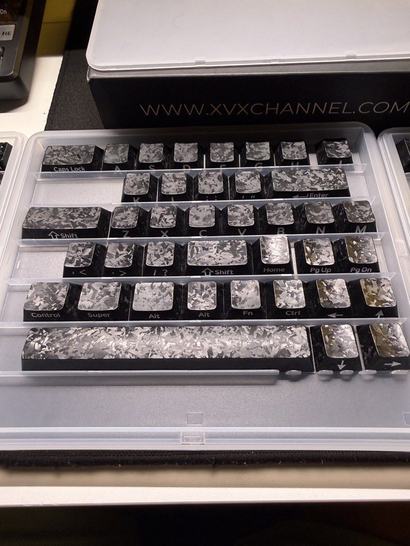 XVX Forged Carbon Fiber Keycap Set (Category: Computer Keyboard) located in Pateros City. Submitted by liebe.hehi (Listing ID 1466748602, Image 3). Description: XVX Carbon Keycap (Complete) No meetup (walang time) Can do video call for proof Gcash payment only. J&T/Lalamove (shipping fee will be shouldered by the buyer.) .