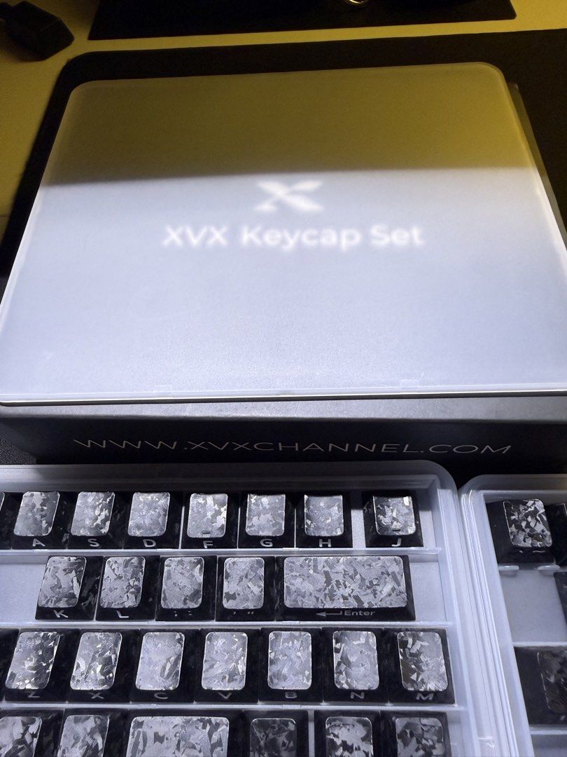 XVX Forged Carbon Fiber Keycap Set (Category: Computer Keyboard) located in Pateros City. Submitted by liebe.hehi (Listing ID 1466748602, Image 1). Description: XVX Carbon Keycap (Complete) No meetup (walang time) Can do video call for proof Gcash payment only. J&T/Lalamove (shipping fee will be shouldered by the buyer.) .
