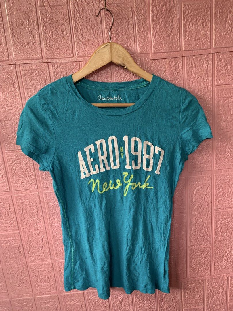 Y2K Aeropostale (Category: Shirts) located in Kabacan. Submitted by mansourrrrrr (Listing ID 1466668078, Image 1). Description: Y2K Aeropostale Size: Medium Excellent Condition No issue.