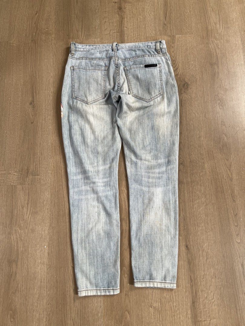 Y2K GRAPHIC DENIM PANTS (Category: Jeans) located in Angeles City. Submitted by mark.happenss (Listing ID 1466698929, Image 3). Description: Y2K GRAPHIC DENIM PANTS D&G Waist: 30 Length: 38 Thigh: 10 Hem: 7.