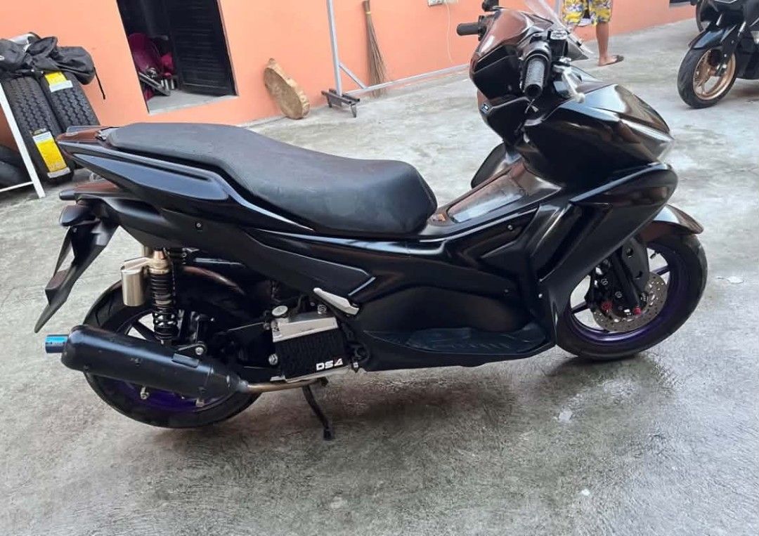 Yamaha aerox 155 v2 (Category: Motorbikes for Sale) located in Ibaan. Submitted by ljnaig14 (Listing ID 1466580175, Image 3). Description: YAMAHA AEROX 155 v2 STD For sale🛵 Aerox 155 V2 non abs Y connect . 2022Year Model .. Orig or Cr complete Legal papers .. 40k odo rb6 mags new All properly working .. BIG RADIATOR SUN RACING PIPE ADJUSTABLE engine specs SUPER STOCK BUILD STOCK BLOCK POCKET PISTON JVT CAMS CRP CRANK SHAFT PLUS 6 CRP CAM GEAR PU