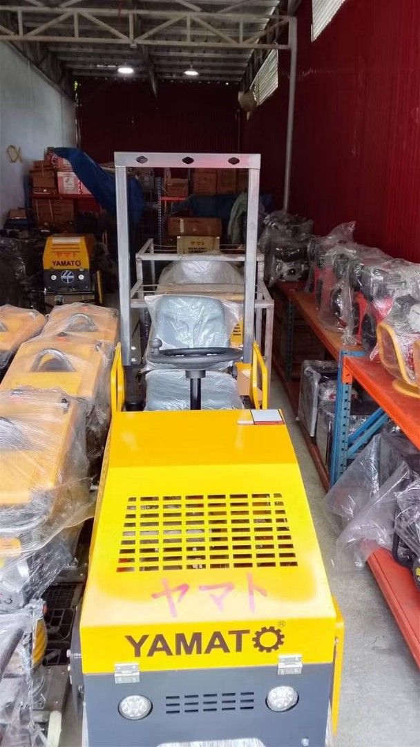 YAMATO JAPAN VIBRATOR ROLLER (RIDE ON) (Category: Announcements) located in Manila. Submitted by ivan2.0 (Listing ID 1466576144, Image 1). Description: YAMATO JAPAN VIBRATORY ROLLER (RIDE ON ) DRUM SPECS👇👇 MODEL: FVR-850 ROLLER SIZE: 2000*850MM RATED POWER: 9.0HP ADVANCE SPEED: 60/MIN DRIVE MODE: HYDRAULIC EXCITING FREQUENCY: 70HZ EXCITING FORCE: 30KN GRADEABILITY: 25% N:W: 1000KG WORKING DIRECTION: BI DIRECTION YAMATO JAPAN DIESEL ENGINE 12HP 