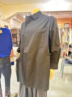 （分類：）位於 。 由 preownedluxuryclotheshk 提交（商品編號 1466621290，圖片 1）。簡介： 。