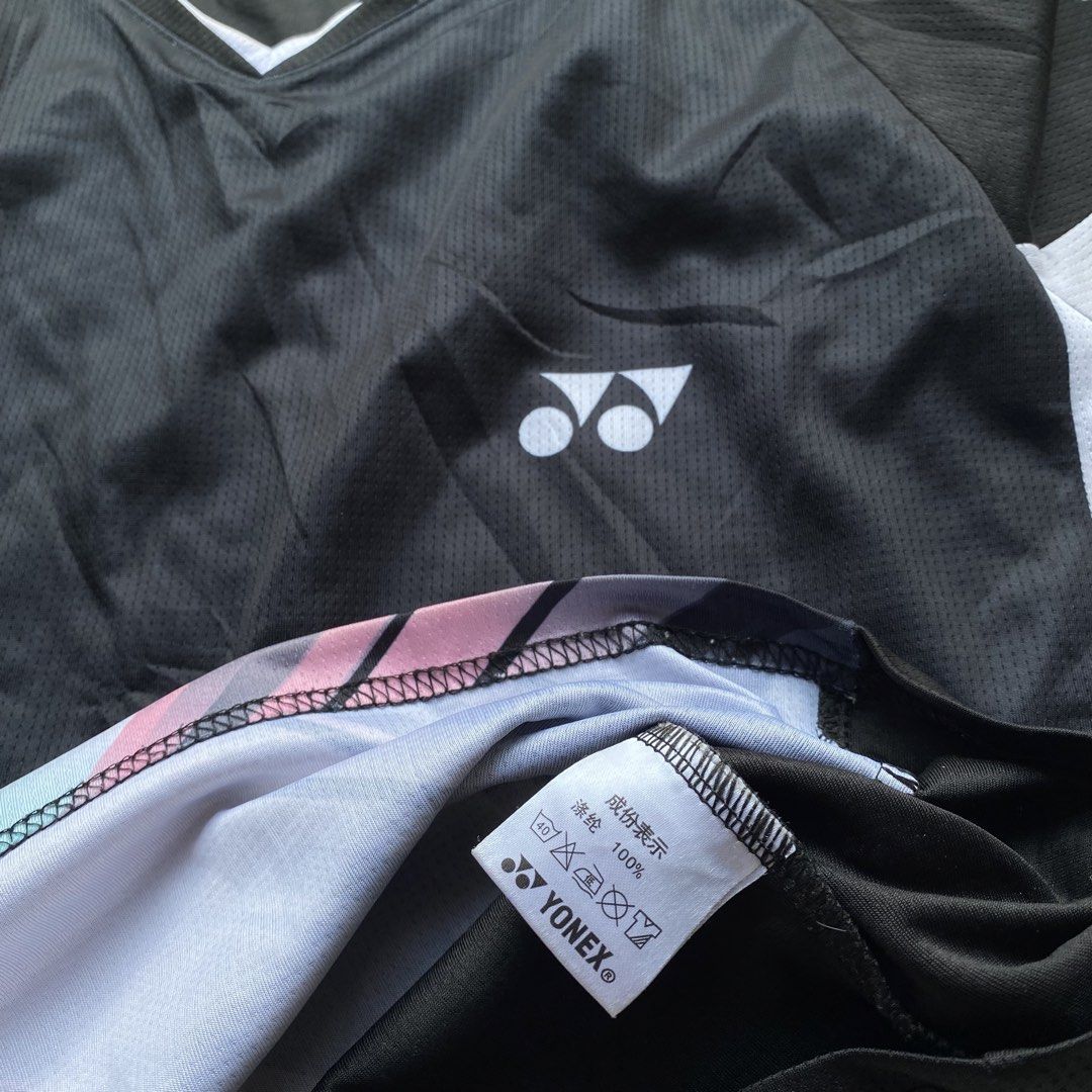 Yonex Vneck Training Splash Design Shirt (Category: Activewear) located in Davao. Submitted by bangers01 (Listing ID 1466709452, Image 2). Description: .