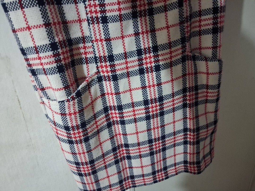 Zara Basic Plaid Coat XS (Category: Coats, Jackets and Outerwear) located in Manila. Submitted by seany_love (Listing ID 1466570523, Image 2). Description: - Brand: Zara Basic - Style: Classic tartan plaid coat - Colors: White, red, and navy blue - Size: EUR XS / USA XS / MEX 24 - Features: Front pockets, fully lined interior - Origin: Made in Morocco - Condition/Use: Great layering piece for cooler weather.