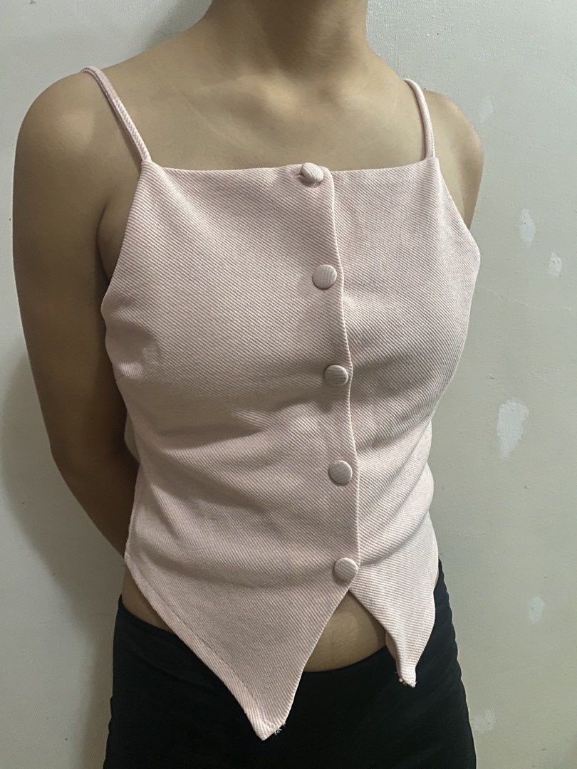 ZARA PINK BUTTONDOWN TOP (Category: Sleeveless) located in Manaoag. Submitted by wewhorewhat (Listing ID 1464244224, Image 2). Description: SIZE SMALL ZARA BRANDNEW WITH TAGS OG FROM USA.