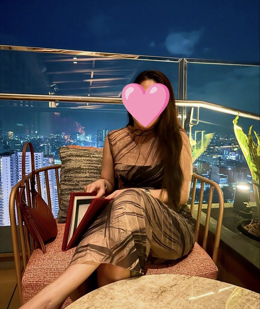Zara Printed Tulle Dress (Category: Dresses) located in Manila. Submitted by aemax.cgtrading (Listing ID 1466773807, Image 2). Description: .