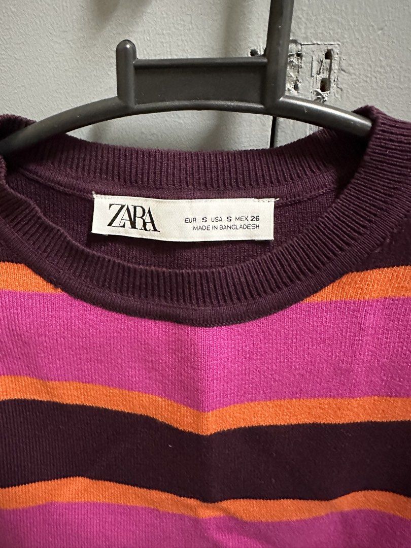 Zara Stripes Knitted Sleveless Top (Category: Sleeveless) located in Hermosa. Submitted by alxgtz (Listing ID 1466720191, Image 2). Description: Used once Comfy material.